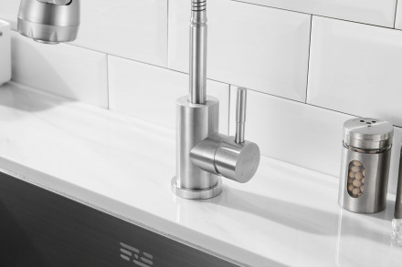 Смеситель для кухонной мойки Savol S-SUS3002-1